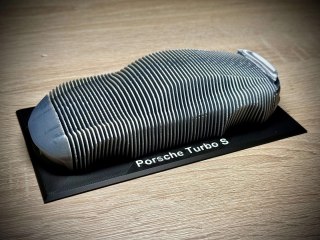 Porsche 911 Turbo S figurka - model warstwowy