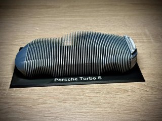 Porsche 911 Turbo S figurka - model warstwowy